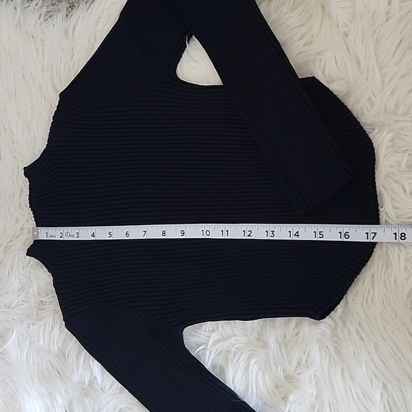 Mable Ribbed Long Sleeve Top - Picture 3 of 6